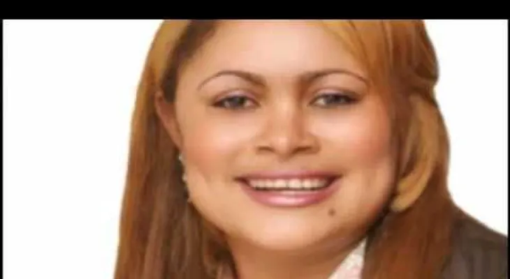 Regidora Griselis Díaz Vásquez le da una golpiza a una mujer embarazada con un majador de fritos (VIDEO)