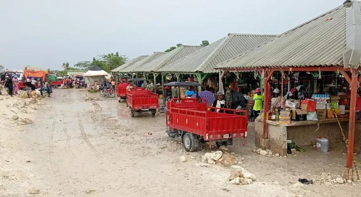 Empresarios dominicanos pagan hasta US$5,000 semanales a bandas haitianas para cruzar mercancías por Jimaní