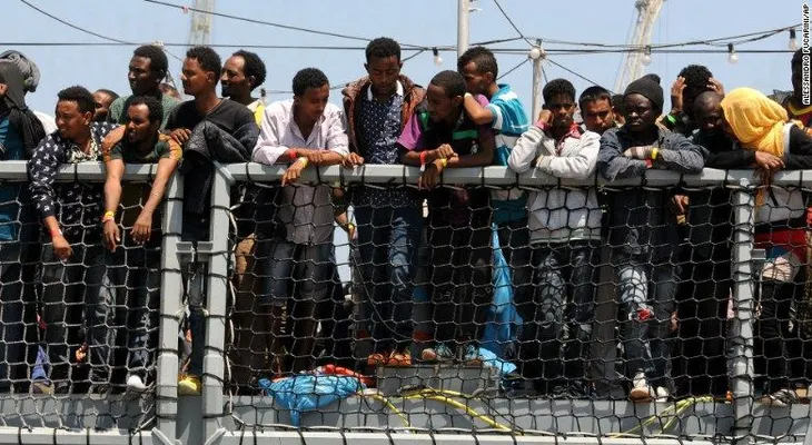 La Unión Europea 'buscará y capturará' barcos que funcionen para el tráfico de personas