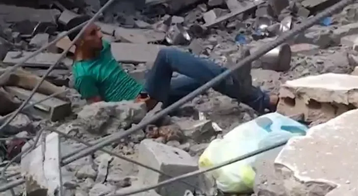 Video: Imágenes impactantes de palestino asesinado presuntamente por un francotirador israelí  