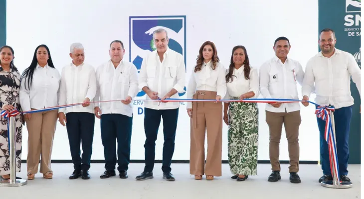 Abinader invierte RD$2,900 MM entre obras viales, viviendas y agricultura en Sánchez Ramírez