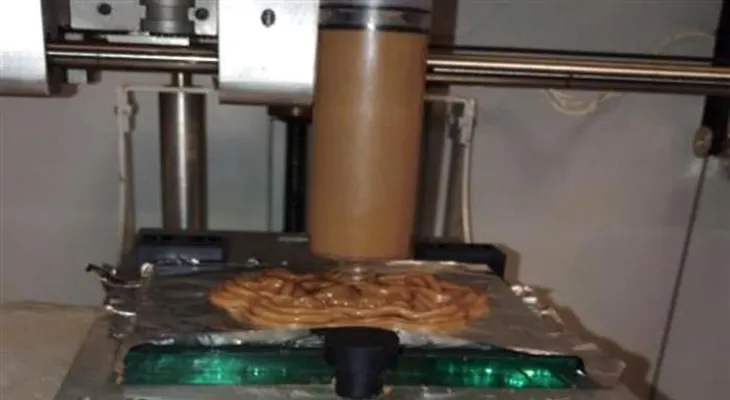  Desarrollan en México impresora 3D capaz de generar alimentos comestibles 