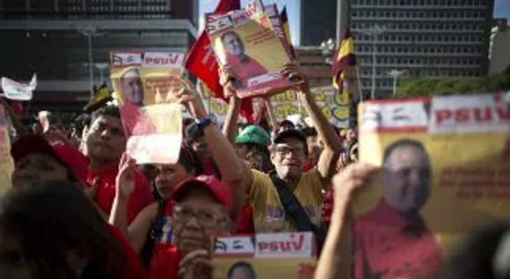 Oficialismo venezolano elige candidatos para comicios 