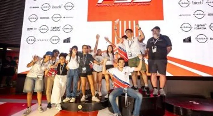 Equipo Apolo 27 GT del INTEC hace historia en Formula Student Spain 2026