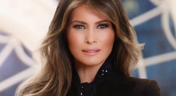 Melania Trump ya tiene su retrato oficial como primera dama