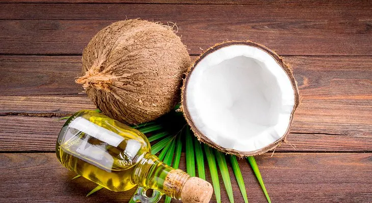 Desodorante de aloe vera y aceite de coco para curar el mal olor en las axilas