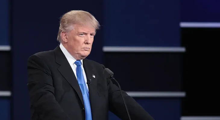 Las tortuosas explicaciones de los tuits de Trump no tienen sentido
