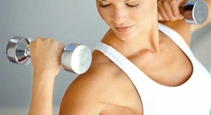 Top 6 ejercicios quemar grasa de tus brazos (Videos)