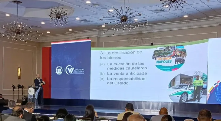 Jurista colombiano analiza los retos del debido proceso en los juicios de extinción de dominio