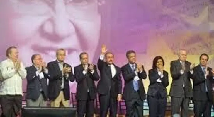 Leonel y Danilo encabezan este lunes asamblea de PLD