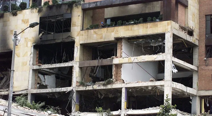 FARC pedirán perdón y revelarán la verdad sobre el atentado al Club El Nogal