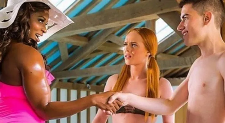Sitio porno ofrece pagar por ver sus videos
