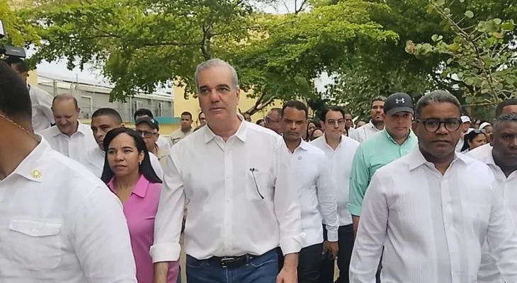 Abinader ordena reforzar la frontera sur con dos batallones y artillería ante la crisis haitiana