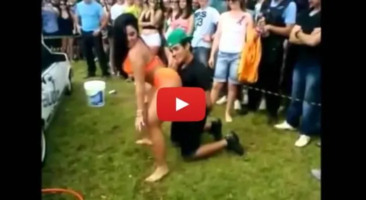 Novia celosa interrumpe baile que le hacian a su novio