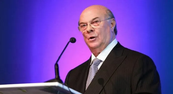 Hipólito apoyará lucha por lograr mayor equilibrio democrático en el país y el PRD