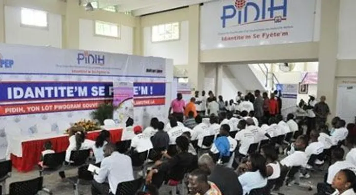 Programa documentación para haitianos inaugura nuevo local en Herrera
