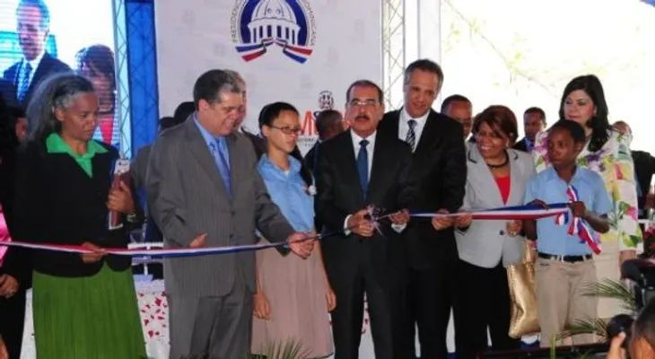Inauguran siete escuelas en Gran Santo Domingo
