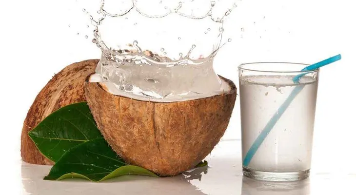 3 bebidas dizque más saludables que el agua