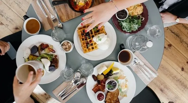 5 errores comunes que impiden bajar de peso. ¡Chau, dietas! 