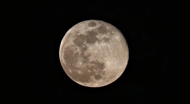 Cómo se formó la luna, científicos lo revelan 