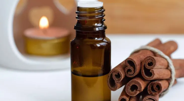Aromas que estimulan el deseo en mujeres y hombres