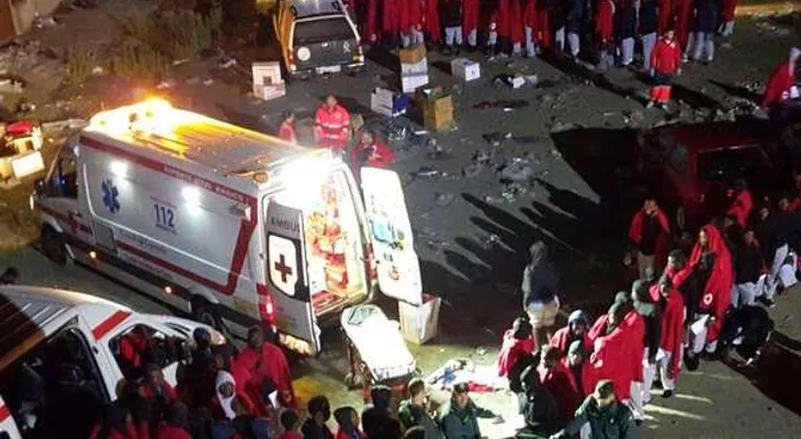 200 migrantes buscan llegar a España por mar; hay 2 muertos