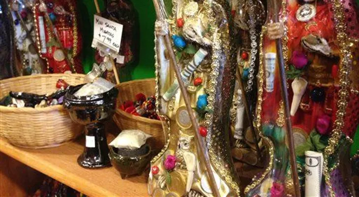 Obispos de EEUU y México denuncian culto a "La Santa Muerte" 