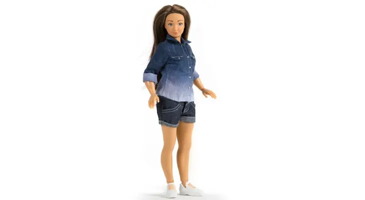 A Lammily, la muñeca ?antiBarbie? que tiene acné y celulitis, ahora le llega el periodo
