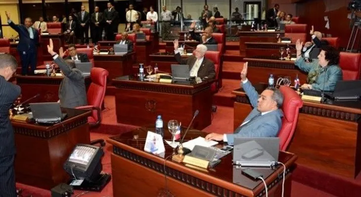 Senado acoge solicitud JCE de suspender "El Barrito"
