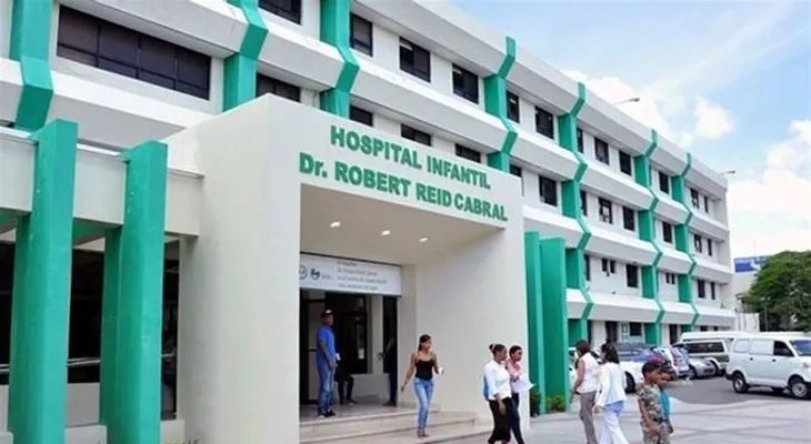  Director del hospital Robert Reíd Cabral:  hay vacuna en prevención para la Meningococo 