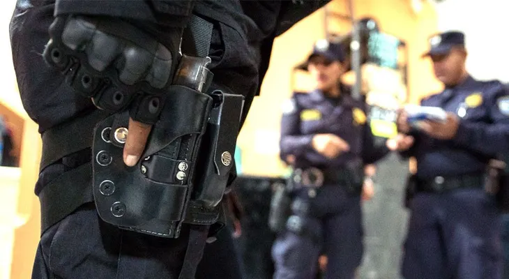 Policía financiada por EE.UU está vinculada a ejecuciones extrajudiciales en El Salvador