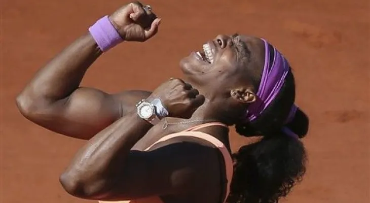 Serena Williams vence a Safarova y se corona en Roland Garros 