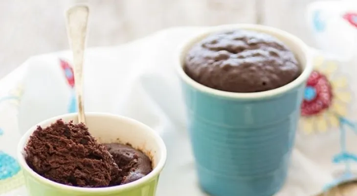 Cómo hacer mugcake de chocolate negro