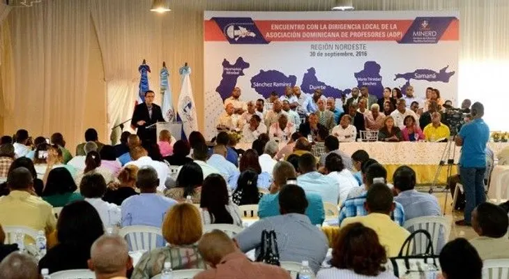 Educación reactivará Consejo Directivo del Seguro Médico para Maestros