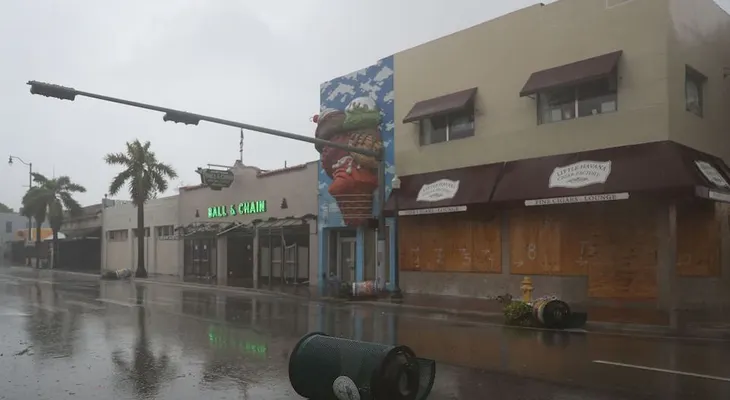 Florida enfrenta días sin energía eléctrica después del huracán Irma