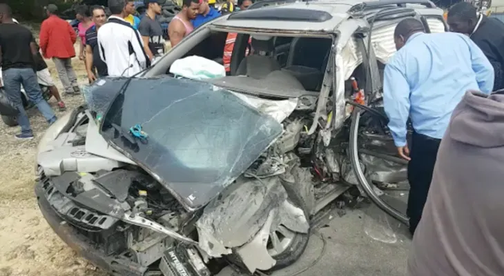 Cuatro personas heridas en accidente en autovía de Samaná
