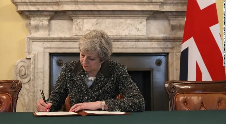 Reino Unido invoca el Artículo 50 para iniciar el brexit