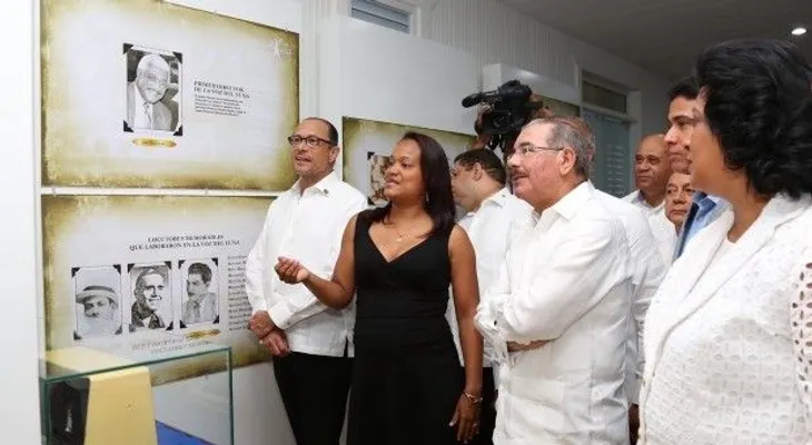 Gobierno inauguración réplica y Museo de La Voz del Yuna