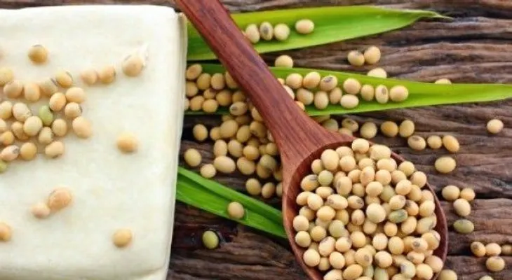 Linaza, soya y clorofila: alimentos que mejoran tu salud