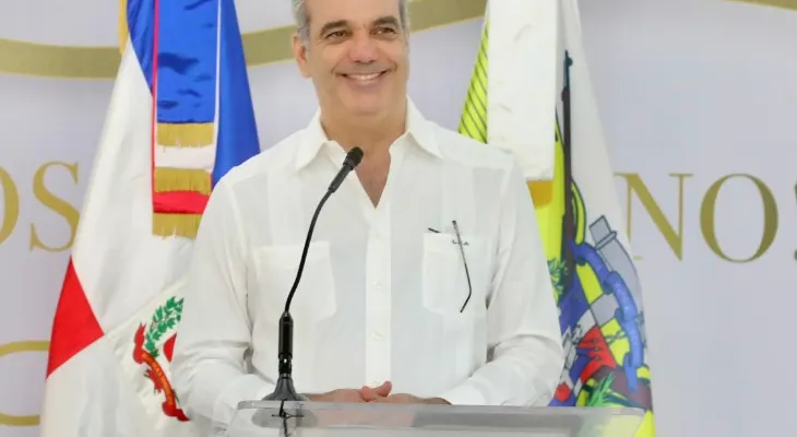 Abinader ordena cobertura total de salud para pensionados Fuerzas Armadas desde enero 2025