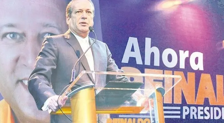 Reinaldo promete ampliar revolución educativa de Danilo 