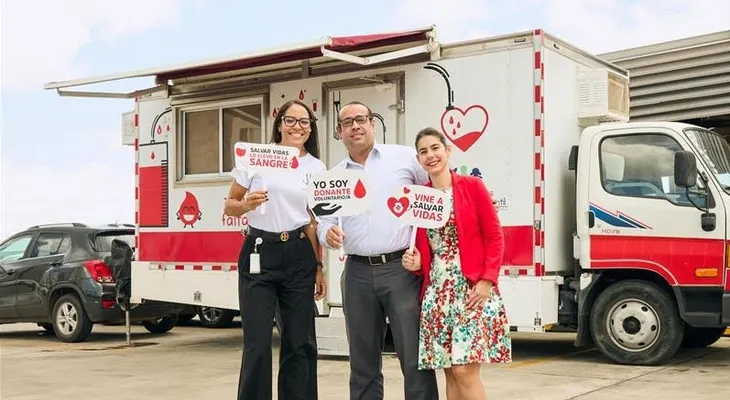 Motor Crédito dona sangre a niños con cáncer
