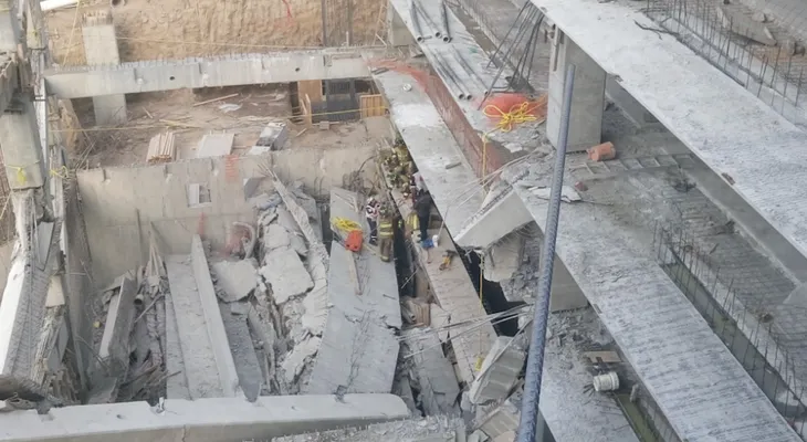 Derrumbe en una construcción en Ciudad de México causa 7 muertos