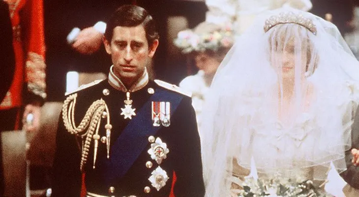 Amarga luna de miel: Lady Di temía que quisieran sedarla con Valium