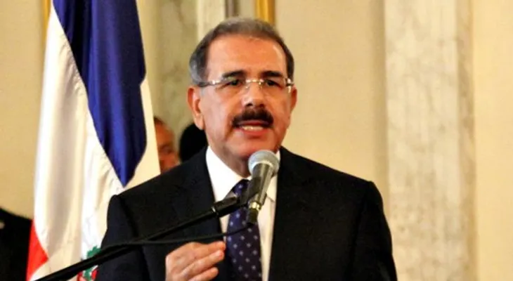 En el 2012: Presidente Danilo Medina solicita al Congreso eliminar gravamen a compras por internet