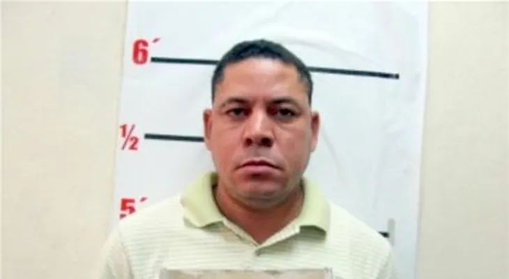 Apresan en PR dominicano detenido por DNCD con nevera repleta de dólares, quien había sido liberado por un juez
