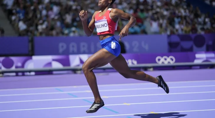 Marileidy Paulino se une al relevo mixto 4x400 en los Centroamericanos de Santo Domingo 2026