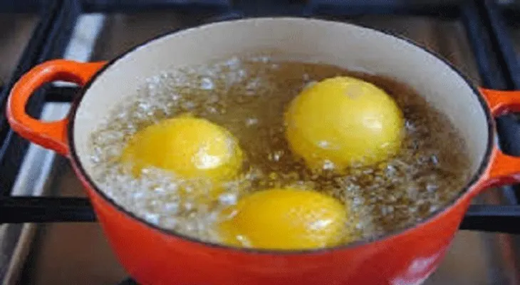 Si hierves limones por las noches y tomas el líquido: Esto le pasará a tu cuerpo en segundos