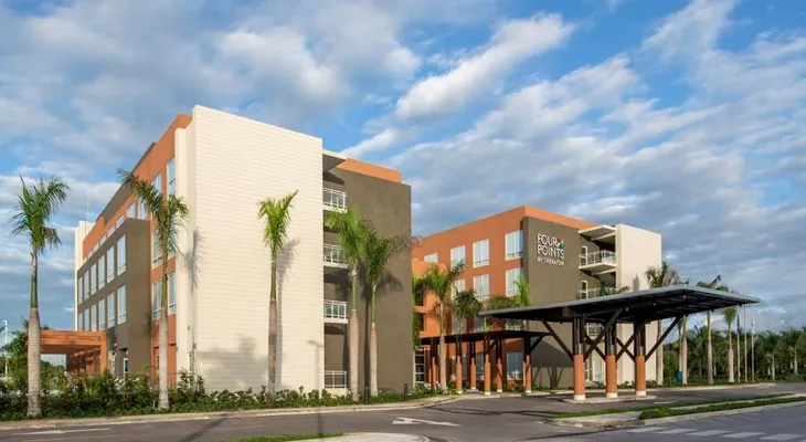 Reconocen excelencia hoteles Puntacana Resort & Club