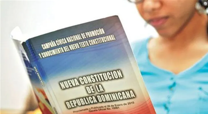 Presentarán libro reseña últimas tres reformas a la Constitución RD